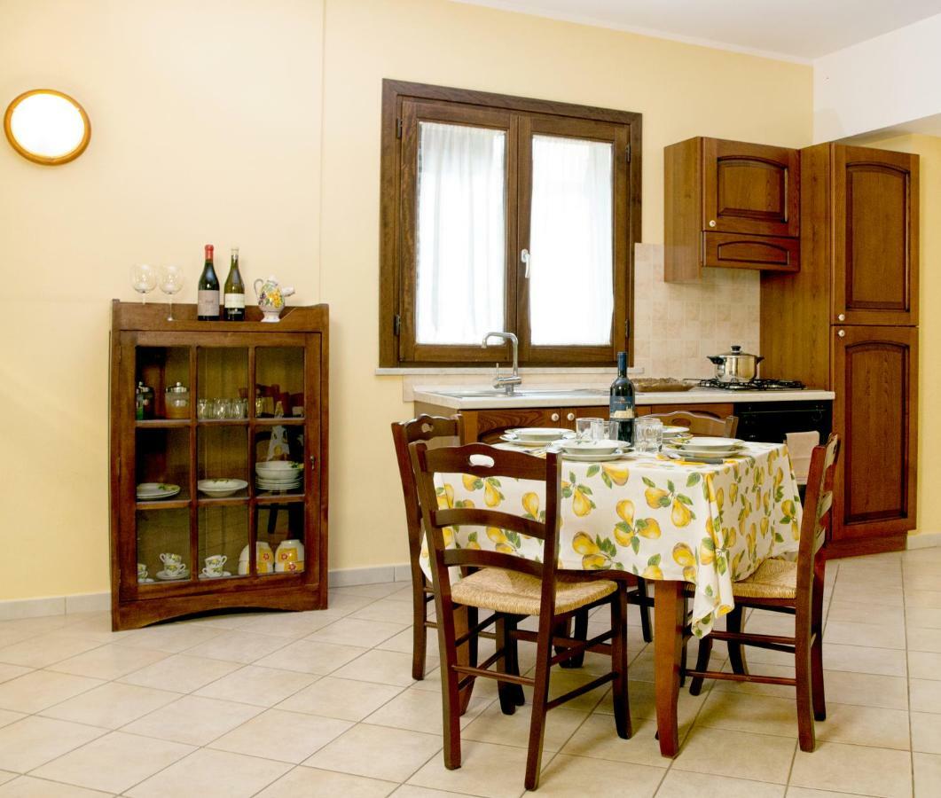 Sosta Dei Garibaldini Villa Campofelice Di Roccella Bagian luar foto